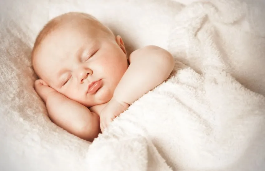 Posiciones de sueño para bebés seguras